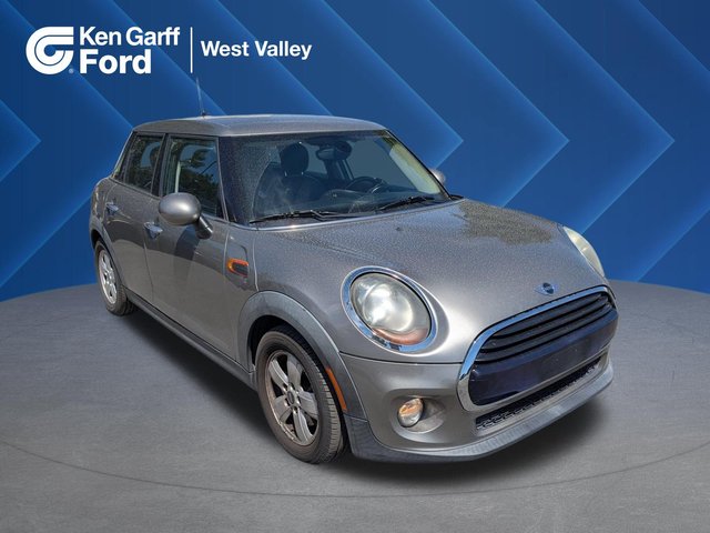2017 MINI Hardtop Cooper