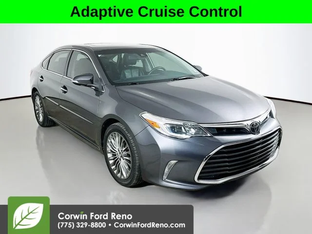 2016 Toyota Avalon Limited's photo