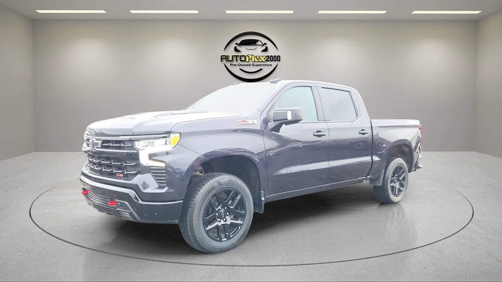 Used 2022 Gray Chevrolet LT Trail Boss image 3