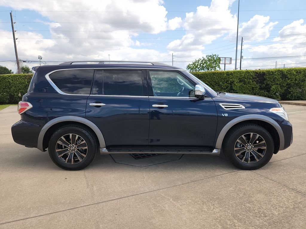 Used 2018 Blue Nissan Platinum image 4