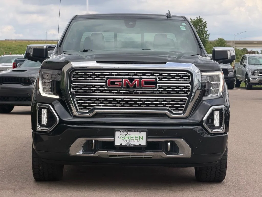 Used 2020 Black GMC Denali image 6