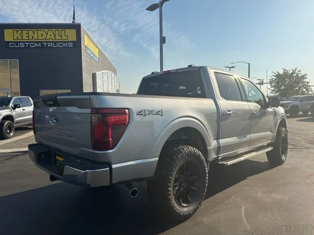 Used 2024 Silver Ford XLT image 3