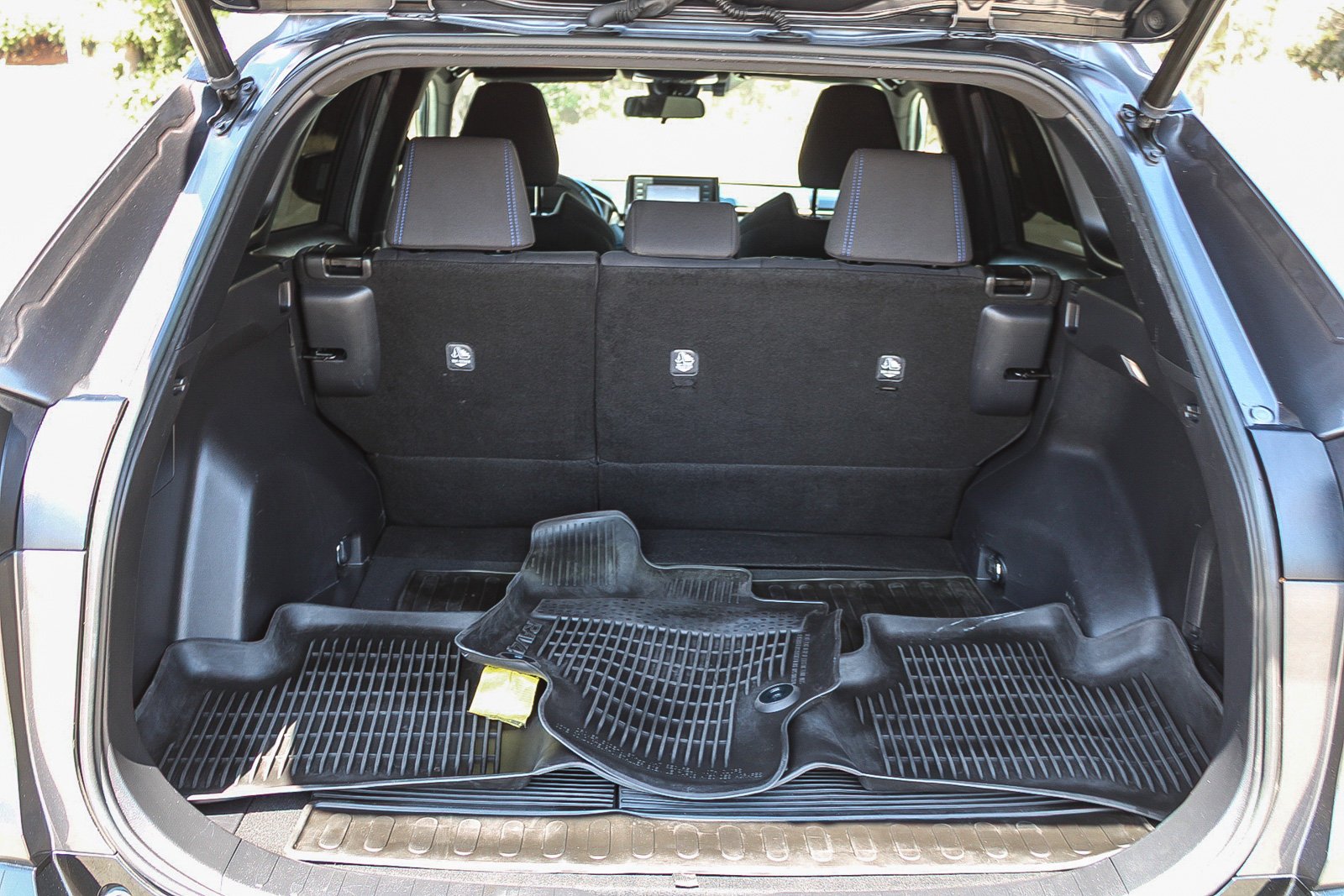 Used 2022 Magnetic Gray Metallic Toyota Hybrid SE image 26