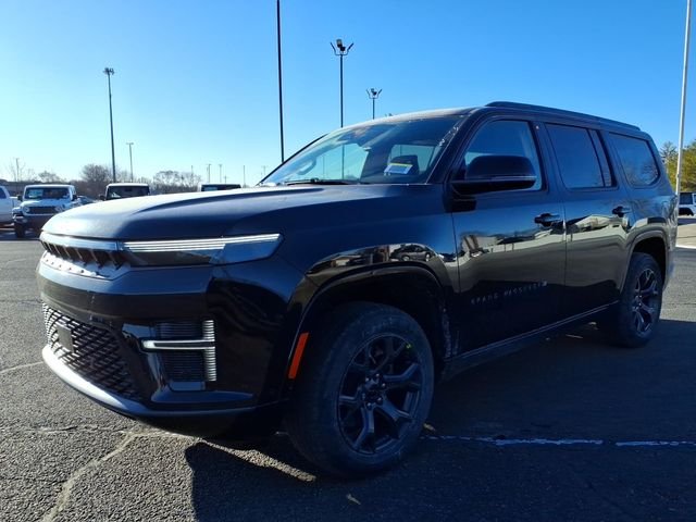 New 2026 High Gloss Black Exterior Paint Jeep Limited Altitude image 3