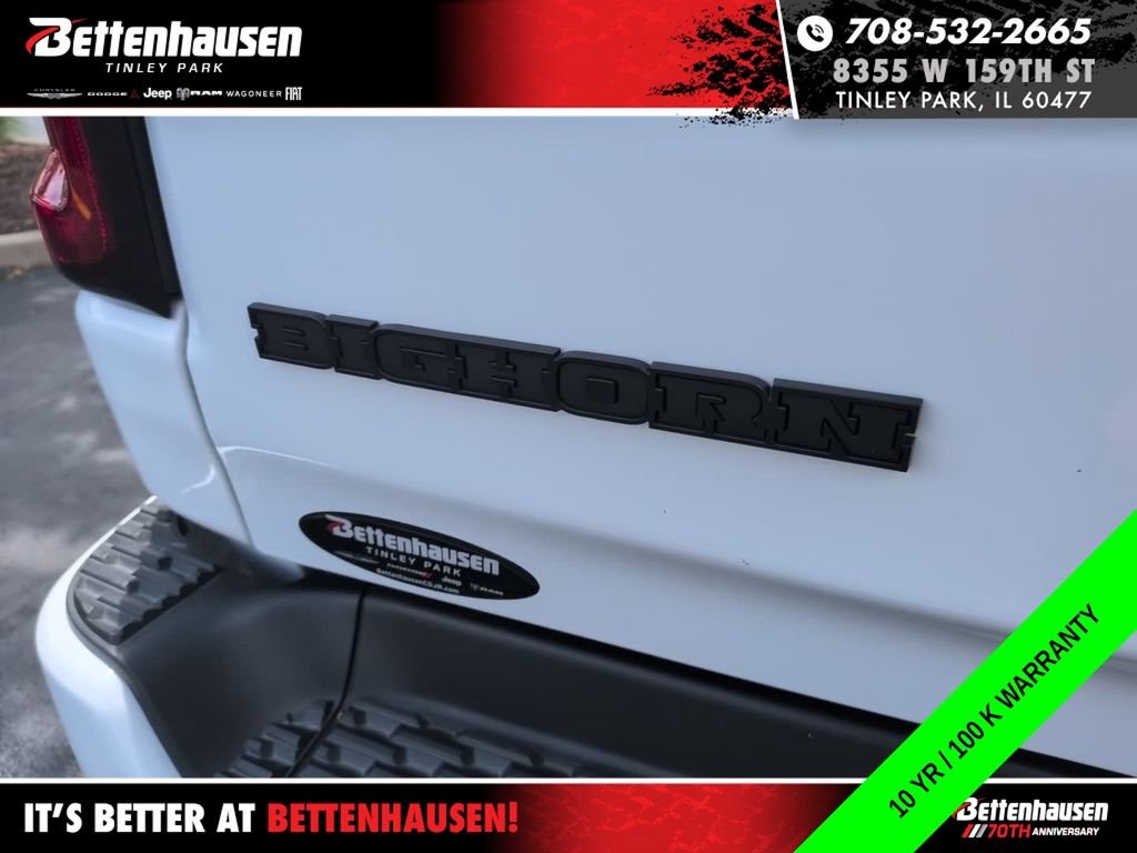 New 2026 Bright White Clear-Coat Exterior Paint RAM Big Horn image 9