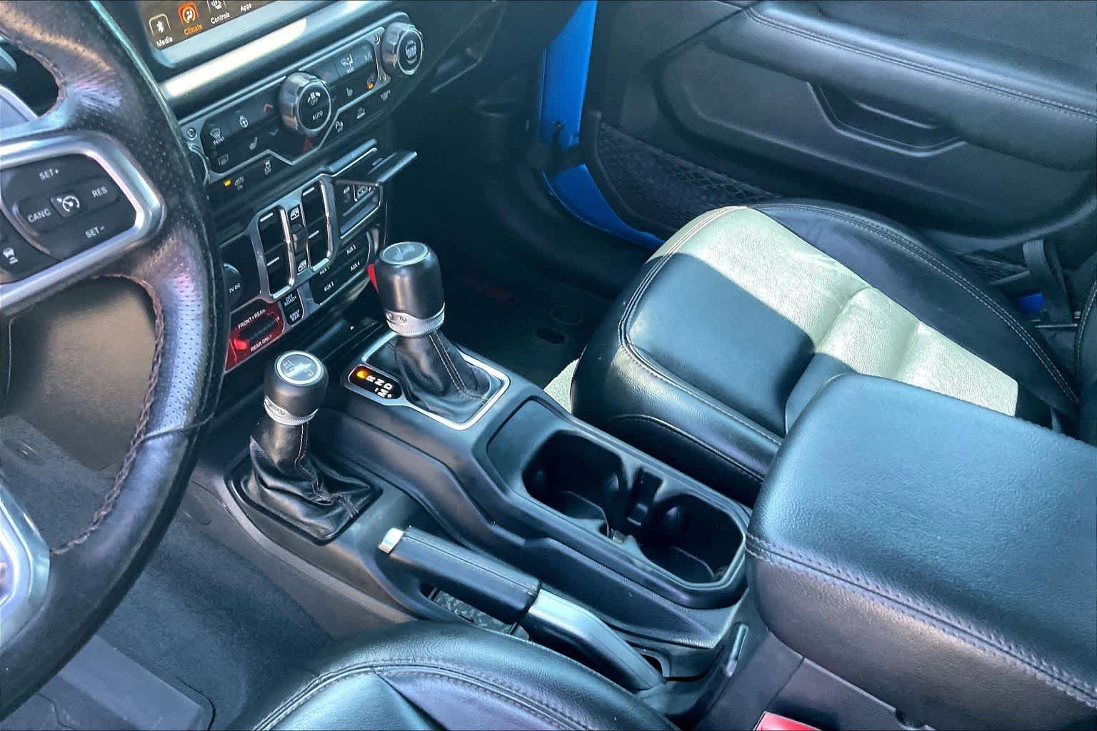 Used 2022 Hydro Blue Pearlcoat Jeep Unlimited Rubicon 392 image 15