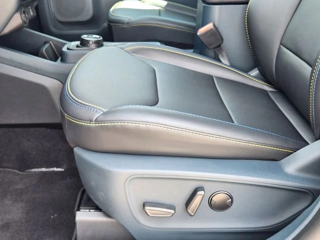 New 2026 Carbonized Gray Metallic Ford Lobo™ image 24