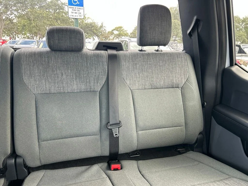 Used 2025 Oxford White Ford XLT image 15