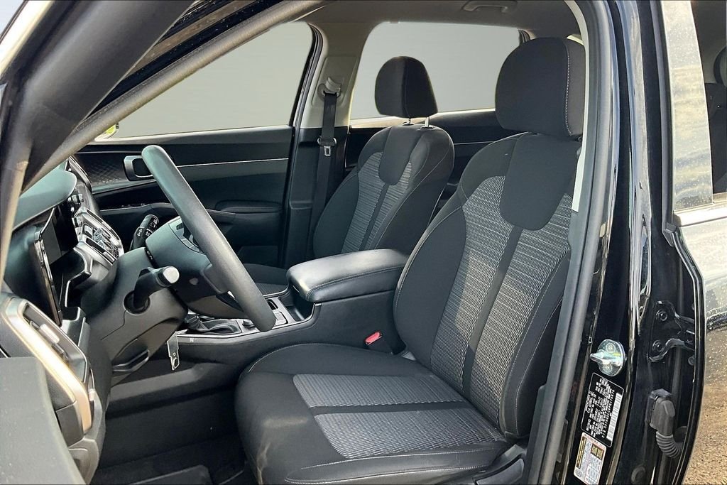 Used 2023 Black Kia LX image 17