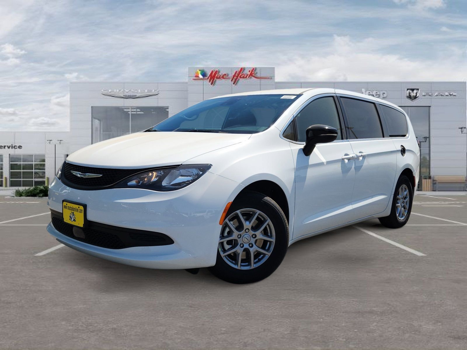 2026 Chrysler Voyager LX's photo