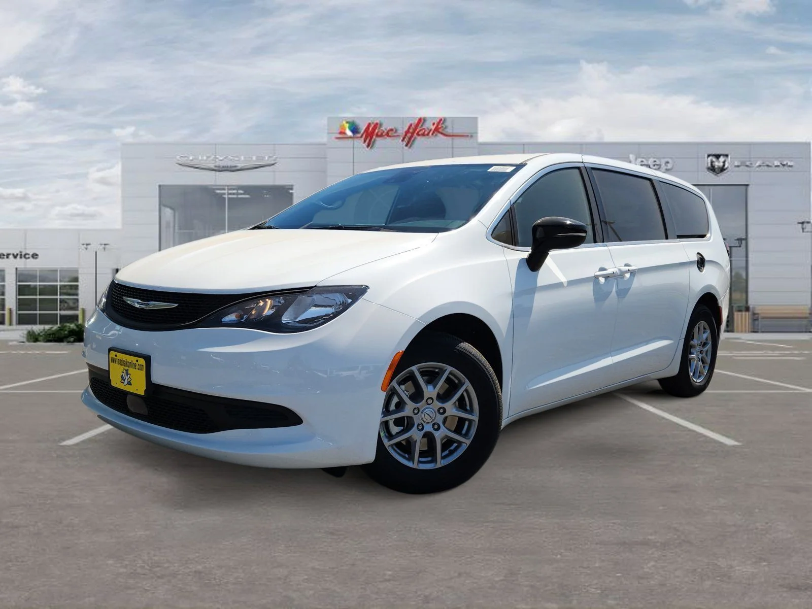 2026 Chrysler Voyager LX's photo