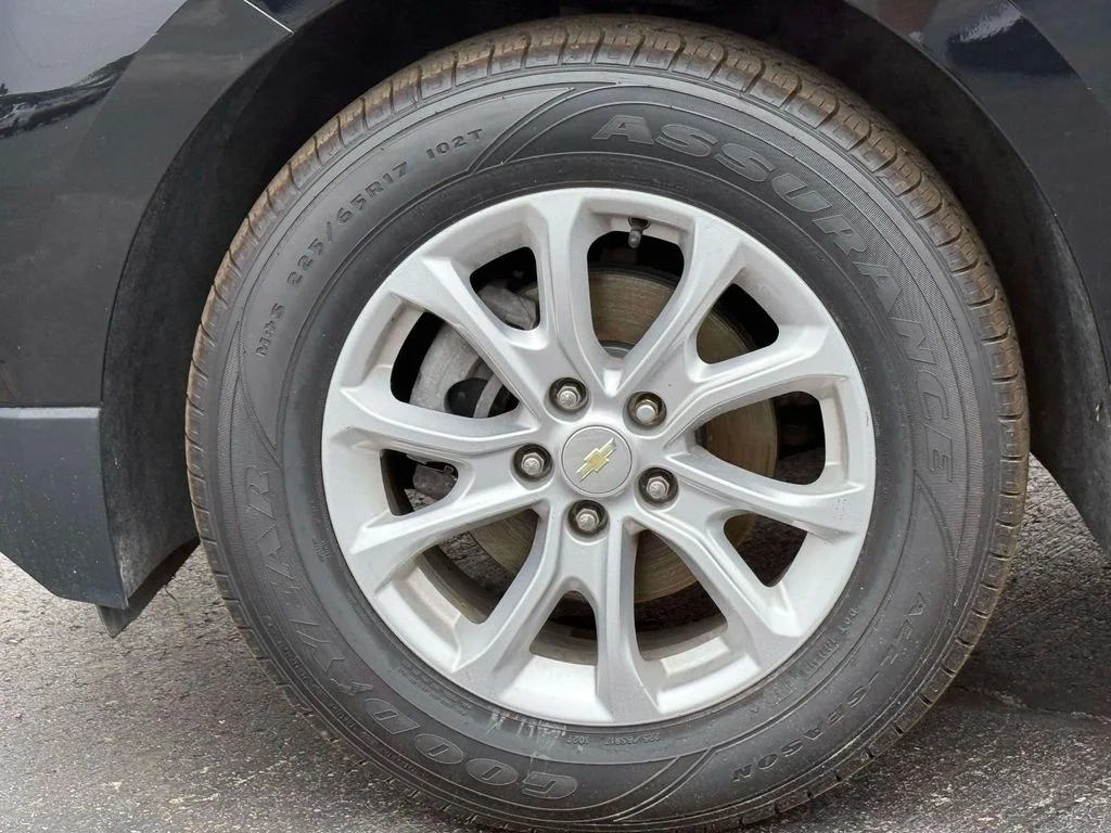 Used 2019 Black Chevrolet LT image 7