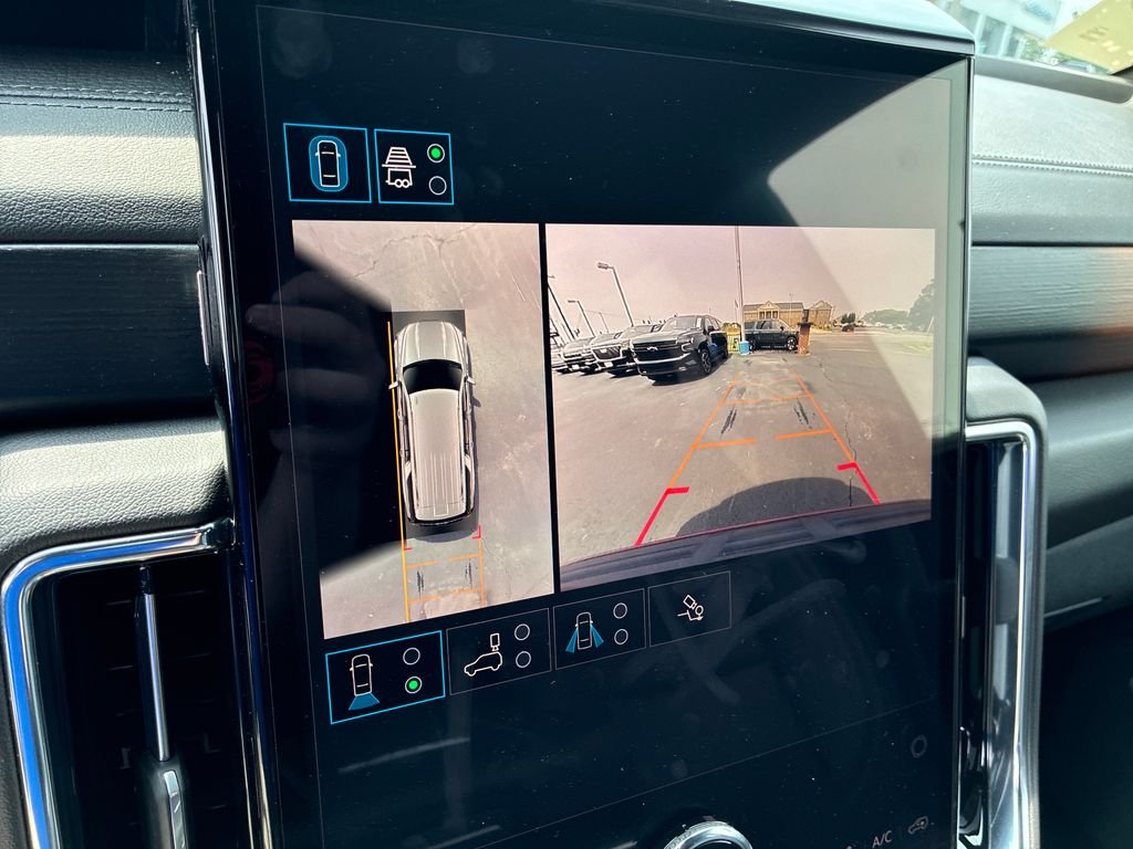 Used 2025 Red GMC Denali image 14
