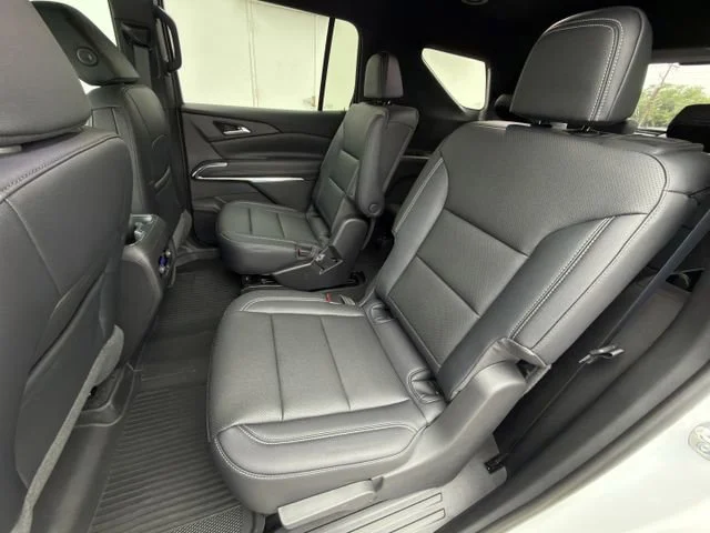 2026 Chevrolet Traverse LT - Photo 18