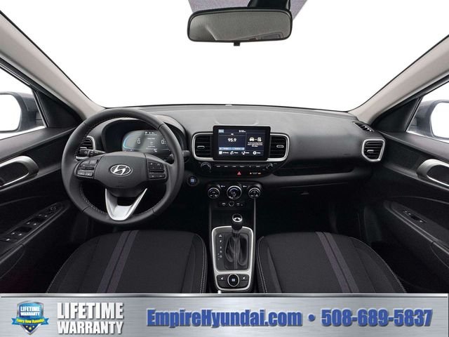 New 2026 Shimmering Silver Hyundai SEL image 32