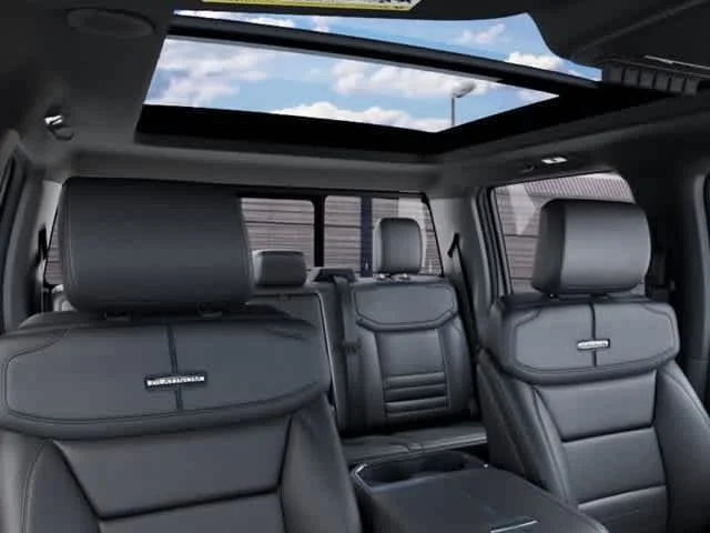 New 2027 Star White Metallic Tri-Coat Ford Platinum image 15