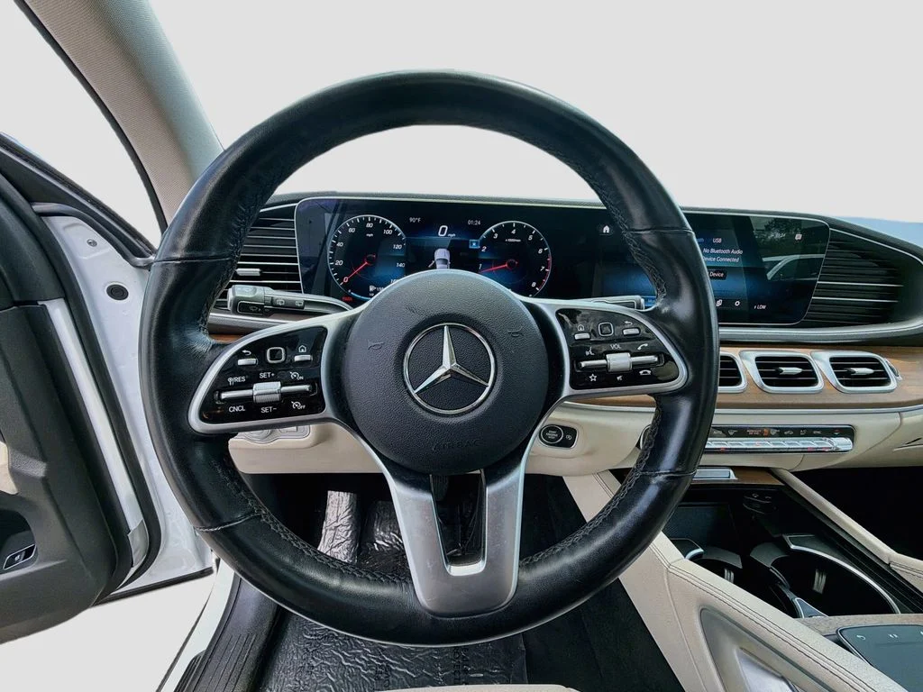 Used 2022 White Mercedes-Benz GLE 350 image 11