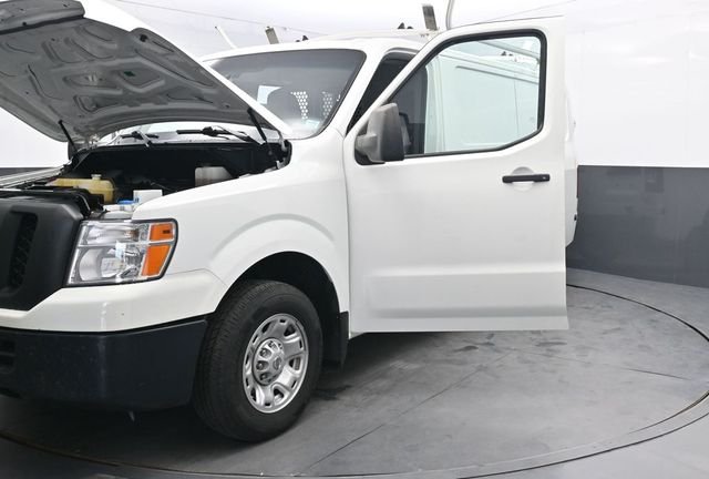 Used 2021 White Nissan SV image 44