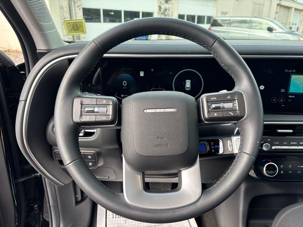 New 2026 Black Hyundai SEL Premium AWD image 24