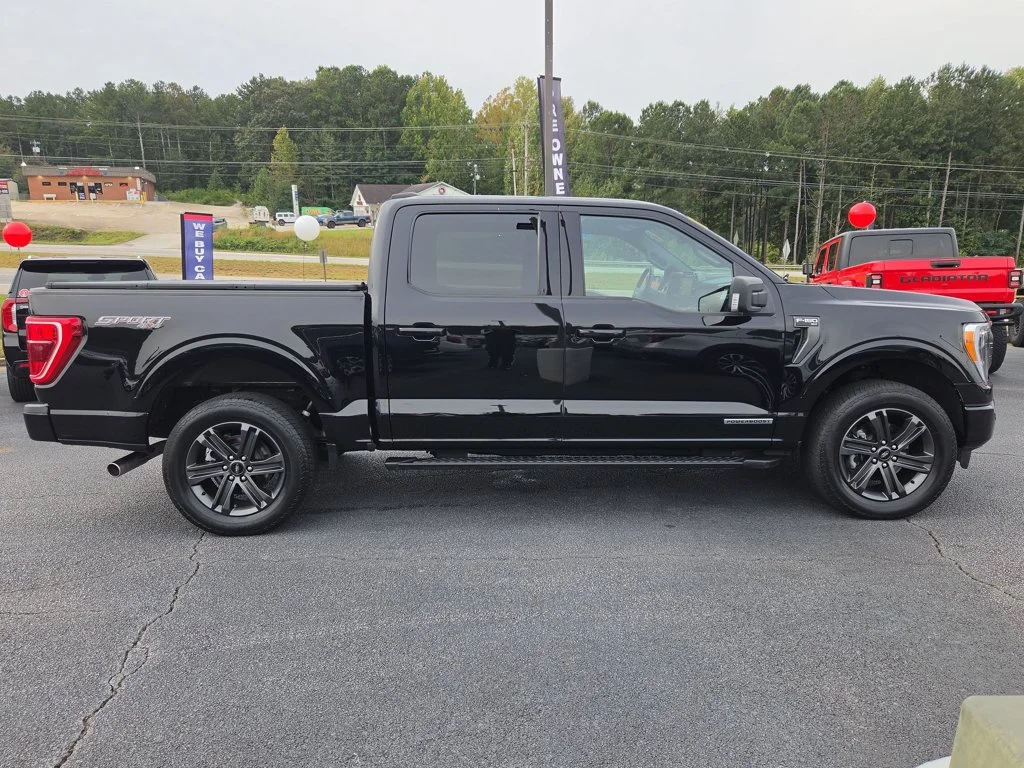 Used 2023  Ford XLT image 4