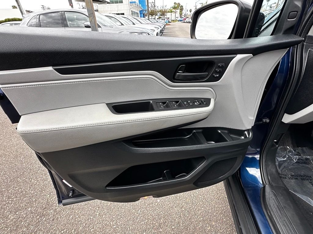 Used 2018  Honda EX-L image 24