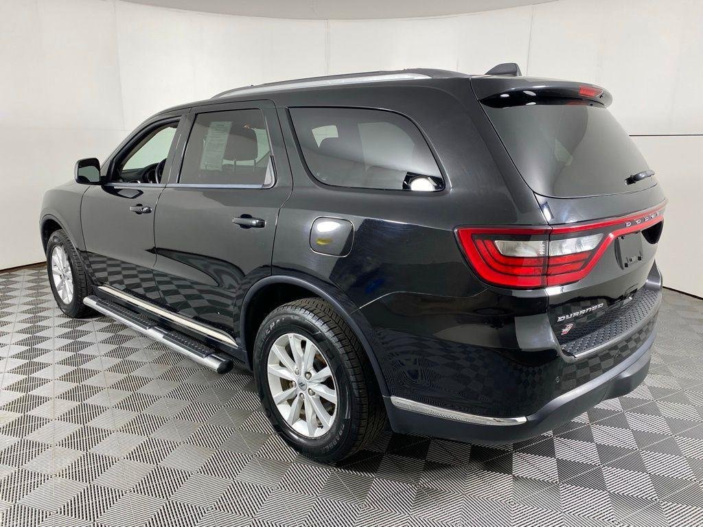 Used 2019 Black Clearcoat Dodge SXT Plus image 8