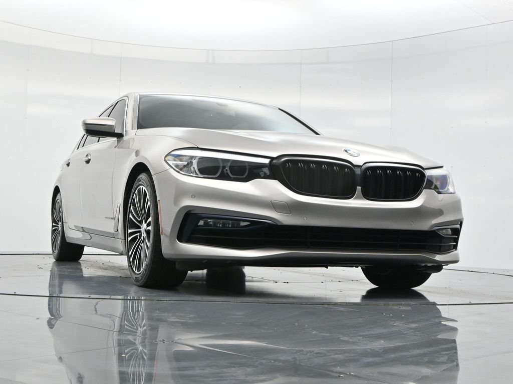 Used 2017 Cashmere Silver Metallic BMW 530i xDrive image 48