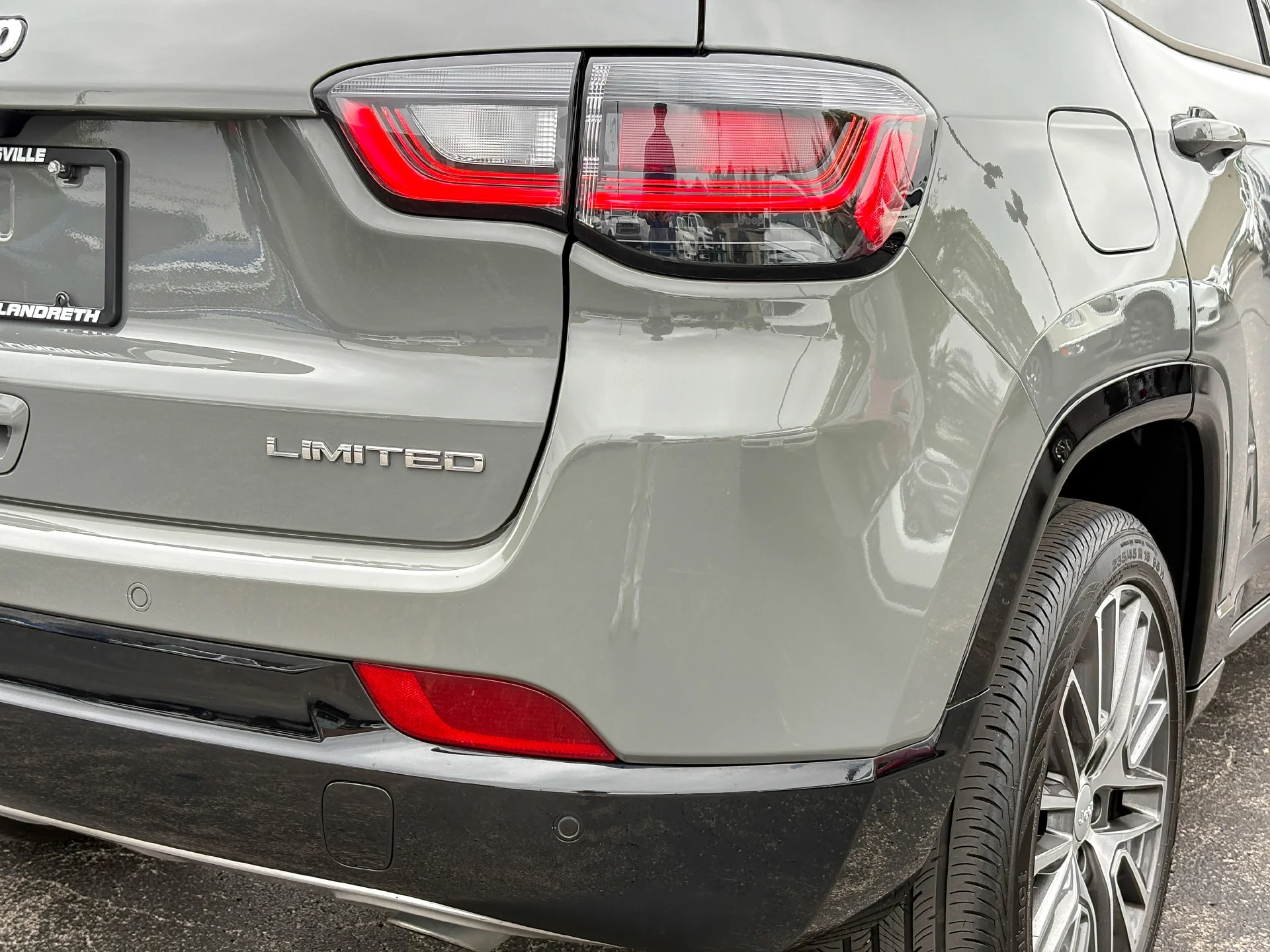 Used 2023 Gray Jeep Limited image 12