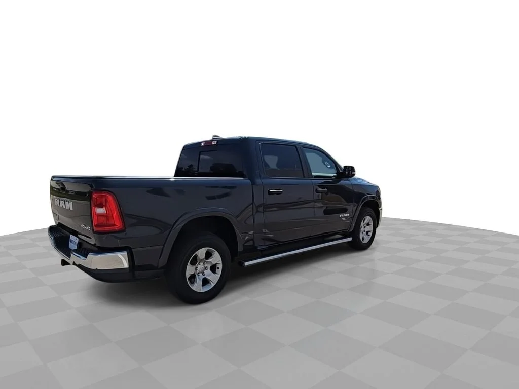Used 2025 Blue Ram Big Horn/Lone Star image 8