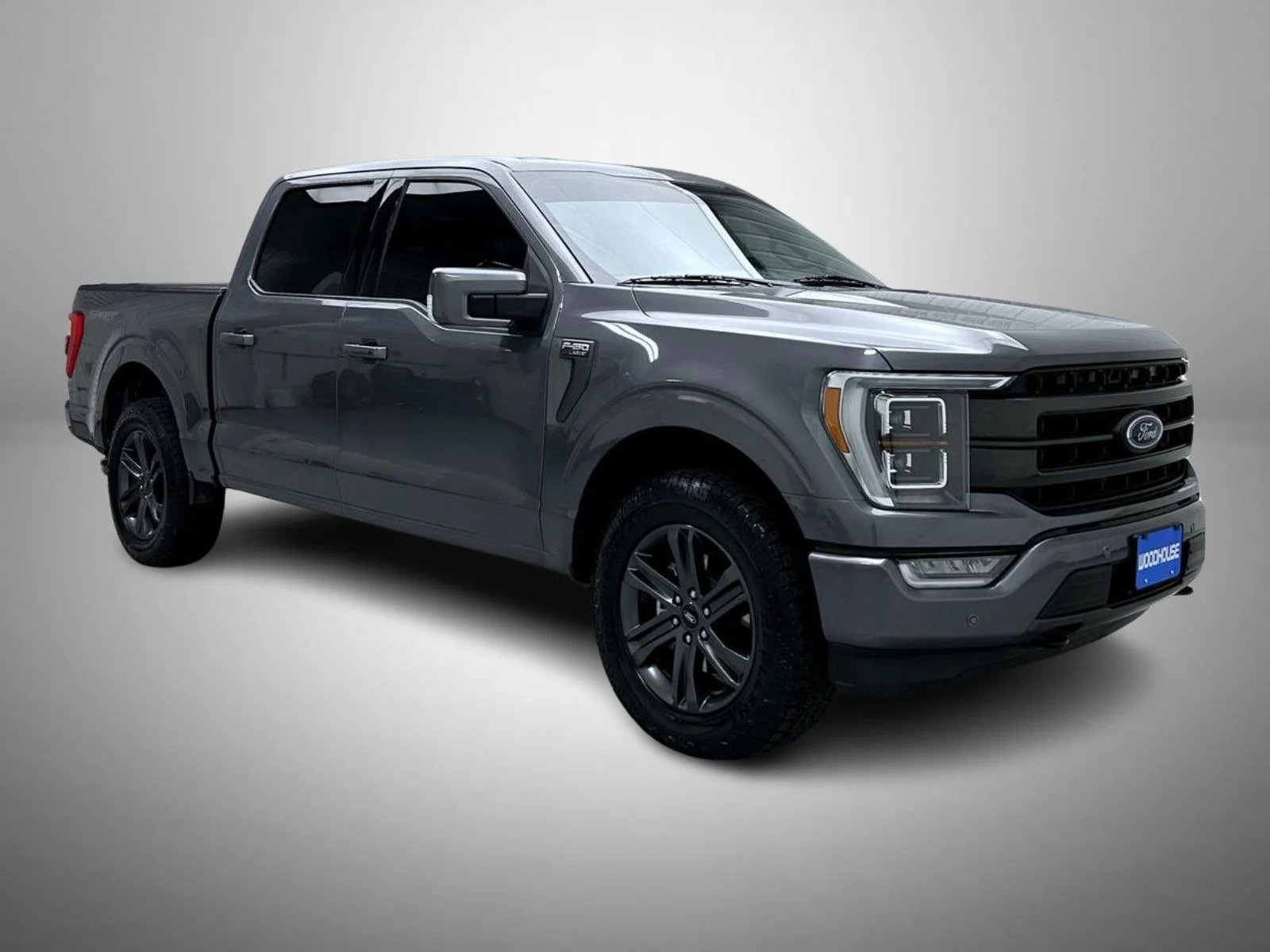 Used 2023 Gray Ford Lariat image 3