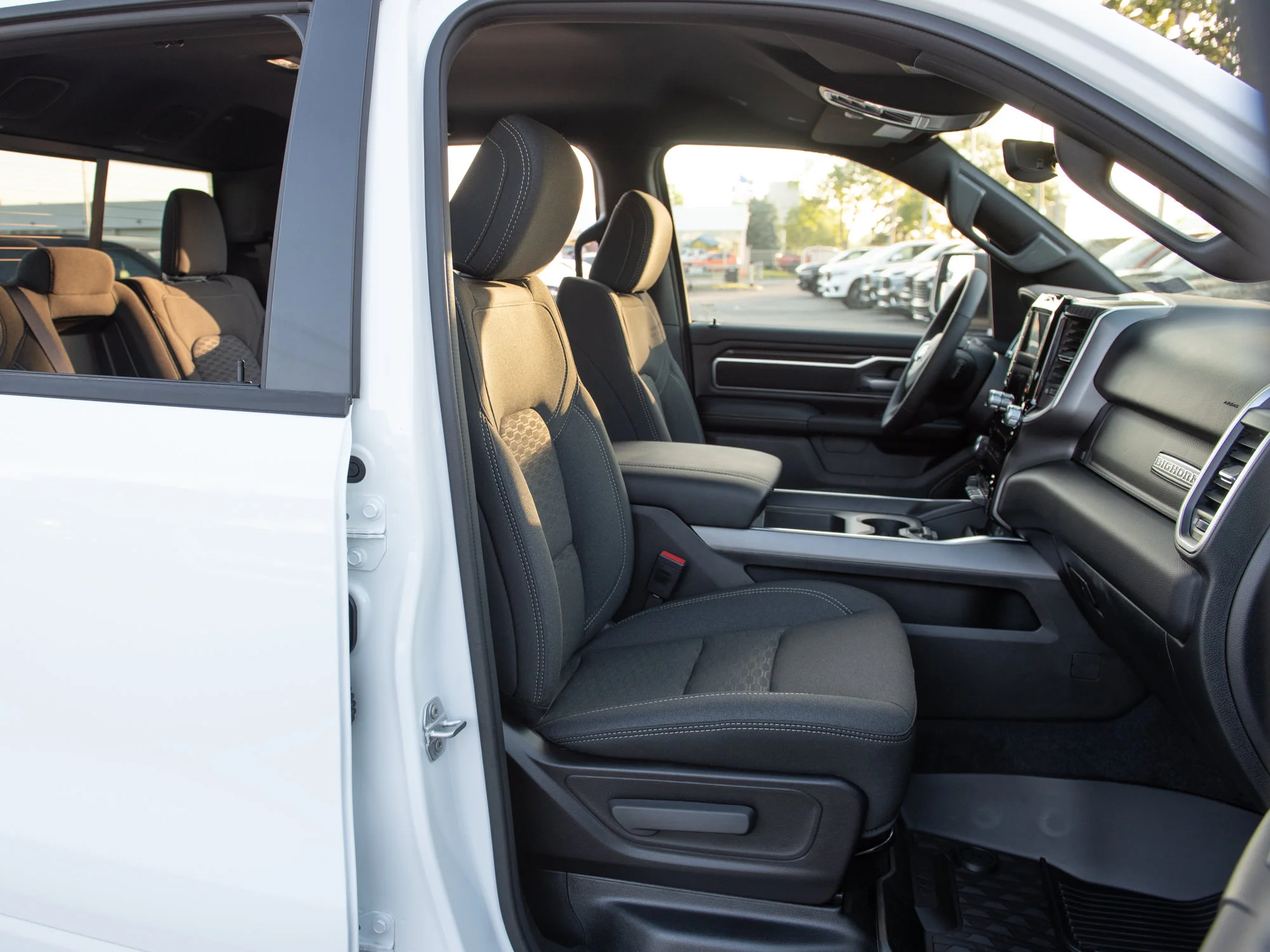 New 2026 White RAM Big Horn Night* Crew Cab 4x4, Heated Seats/Wheel, 3.92 Rear Axle Ratio image 26