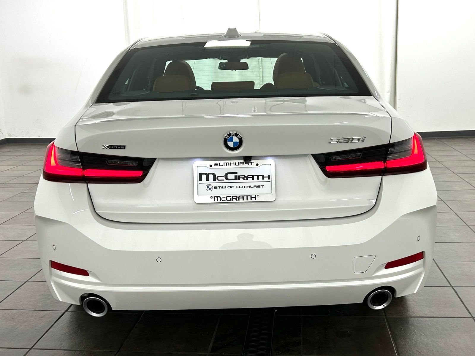 Certified Used 2025 Mineral White Metallic BMW 330i xDrive image 4