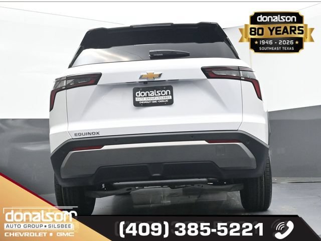 New 2027 Summit White Chevrolet LT image 16