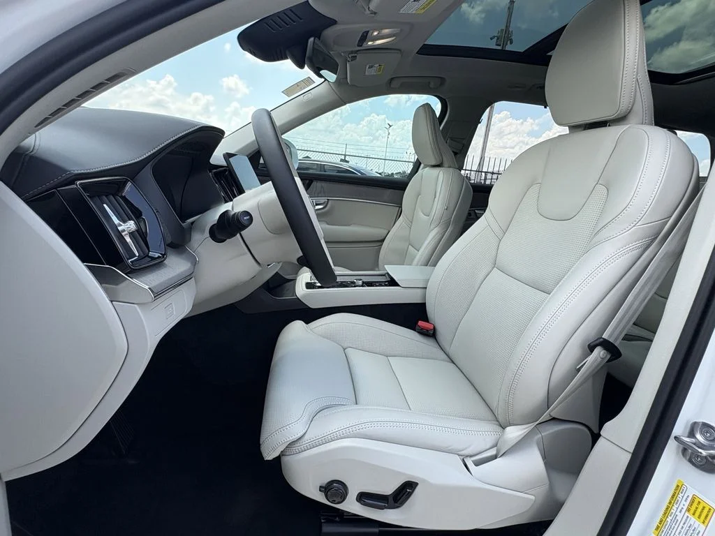 New 2026 Crystal White Volvo Ultra image 13