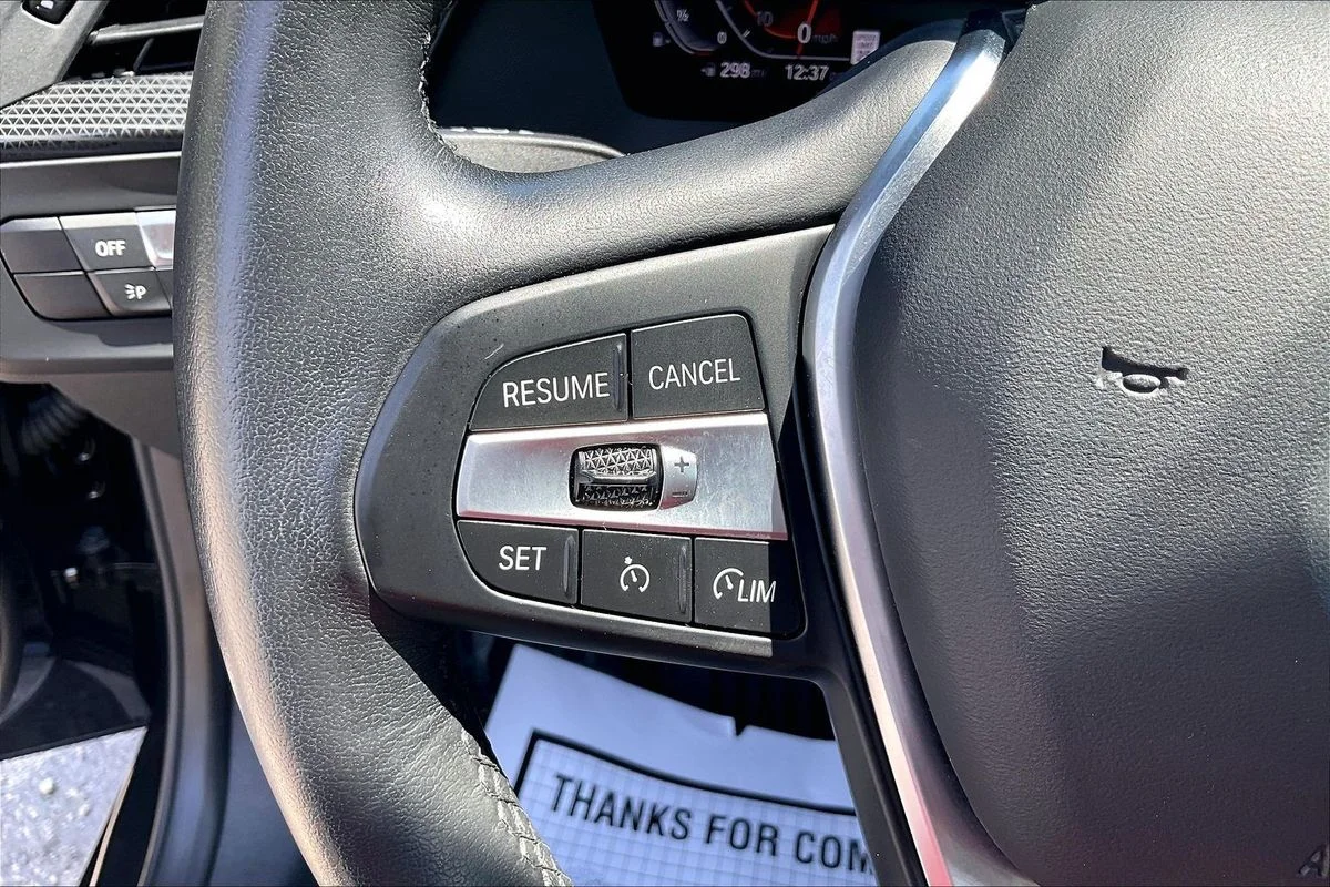 Used 2024  BMW xDrive image 11