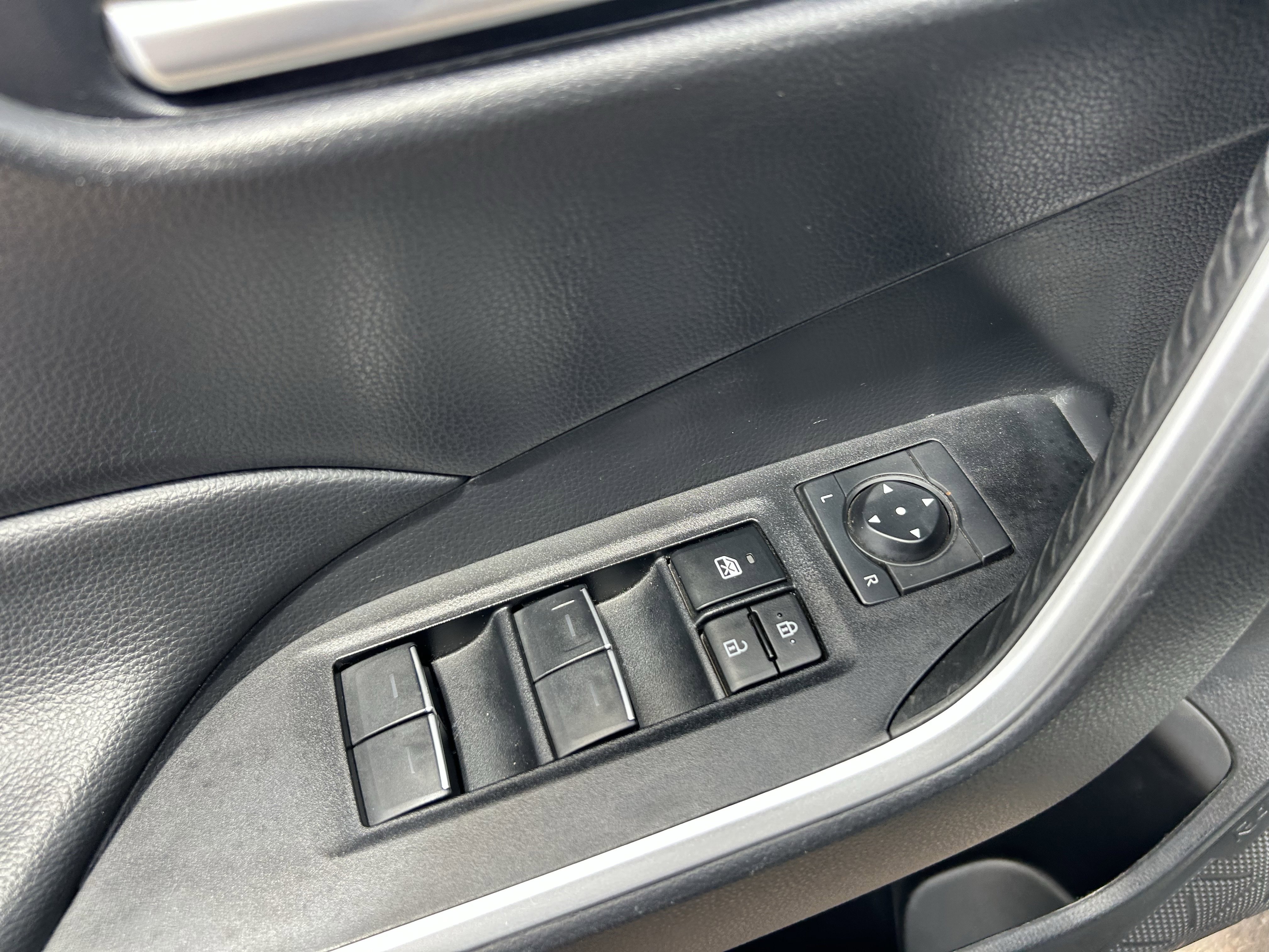 Used 2024 Silver Toyota XLE Premium image 30