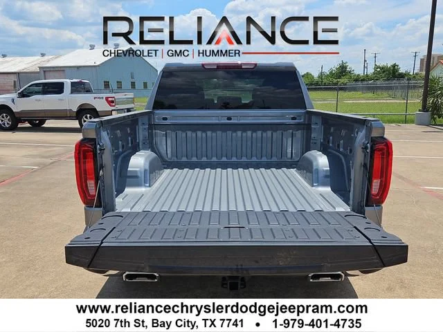 2026 GMC Sierra 1500 SLT - Photo 7