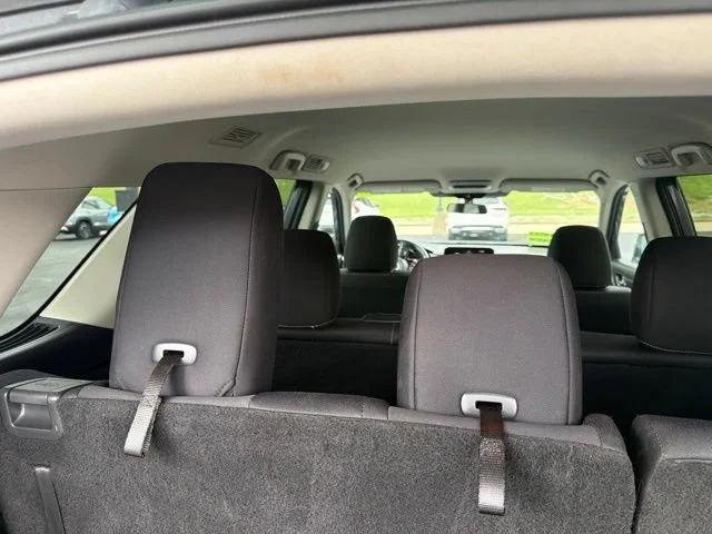 Used 2025 Gray Nissan SV image 22