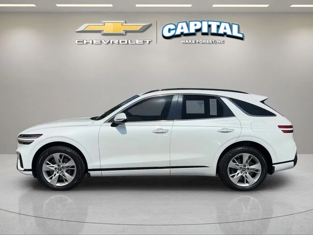 Used 2023 White Genesis 3.5T Sport image 2