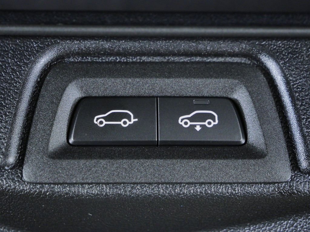 New 2027 Brooklyn Grey Metallic BMW xDrive40i image 27