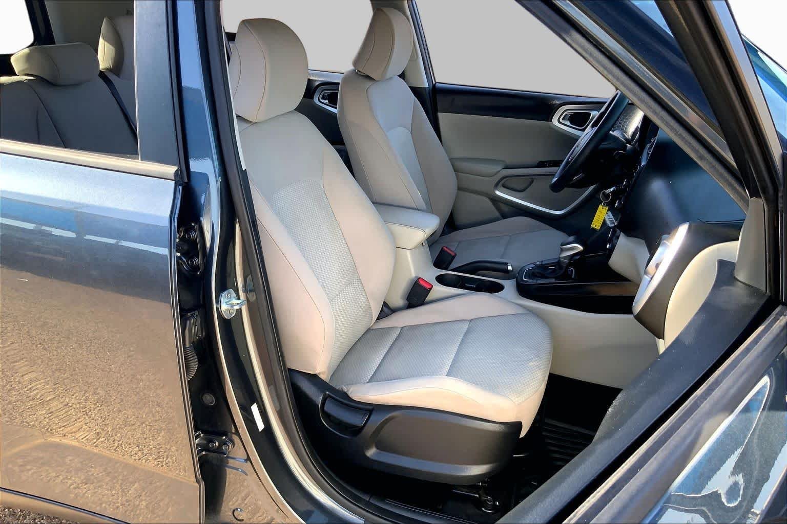 Pre-Owned 2020 Kia Soul LX