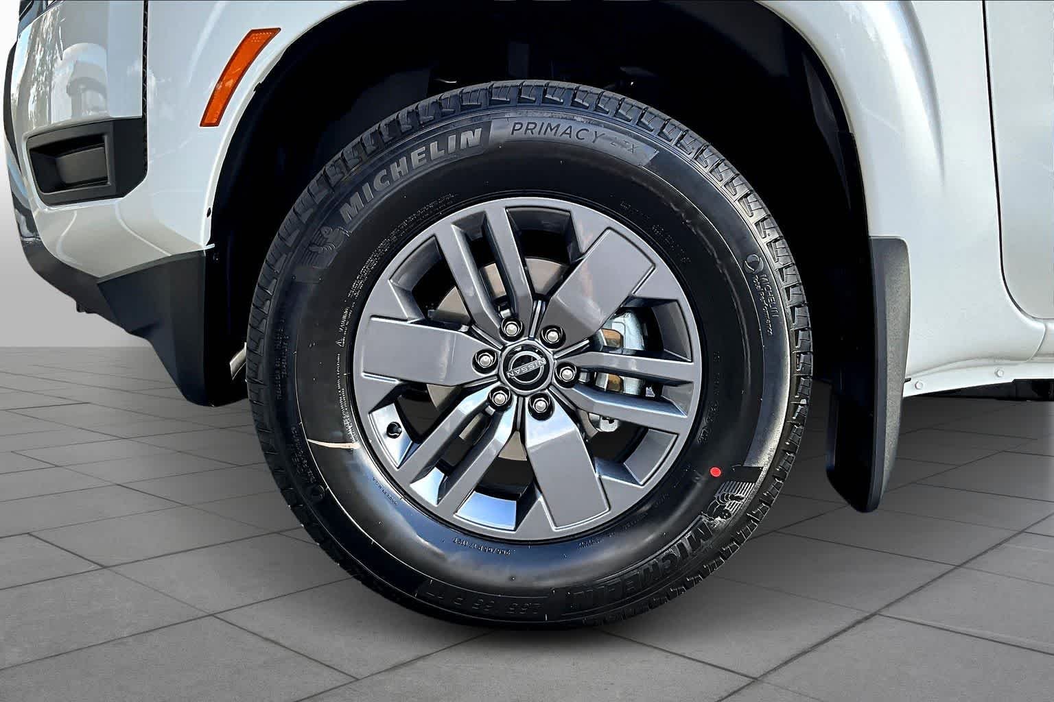 New 2026 Glacier White Nissan SV image 11