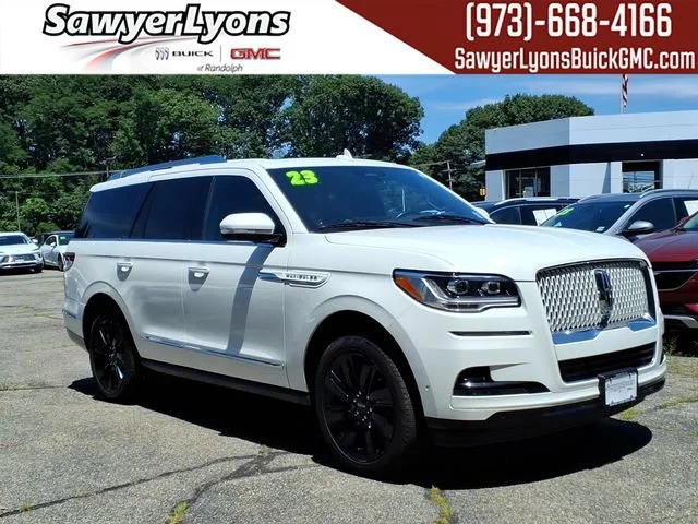 2023 Lincoln Navigator
