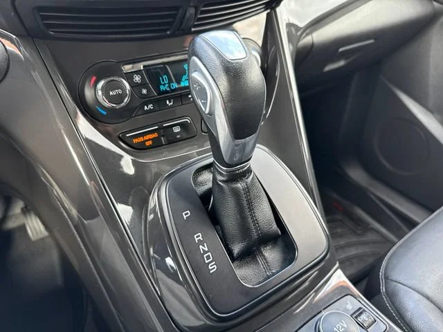 Used 2016 Magnetic Ford Titanium image 26