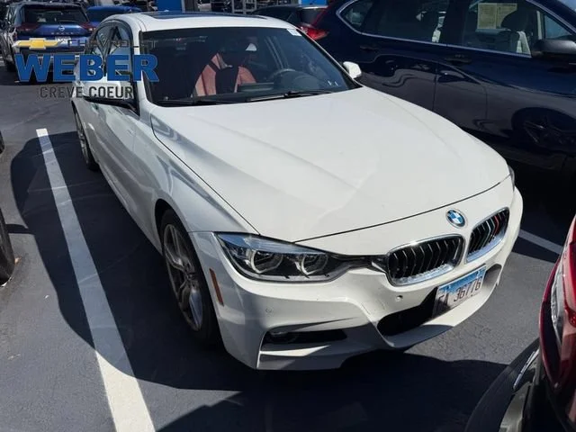 2017 BMW 3 Series 330e iPerformance Sedan's photo