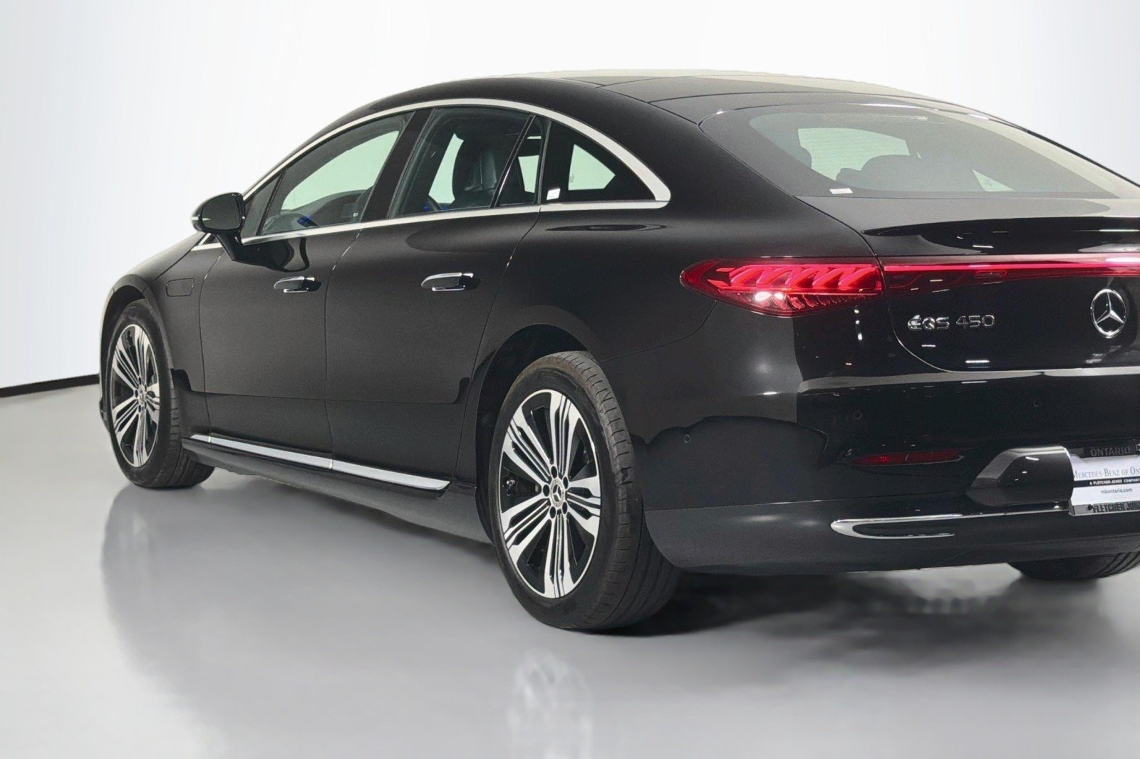 Certified Used 2024 Obsidian Black Metallic Mercedes-Benz EQS 450 image 16