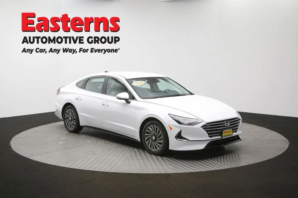 Used 2023 White Hyundai SEL image 48