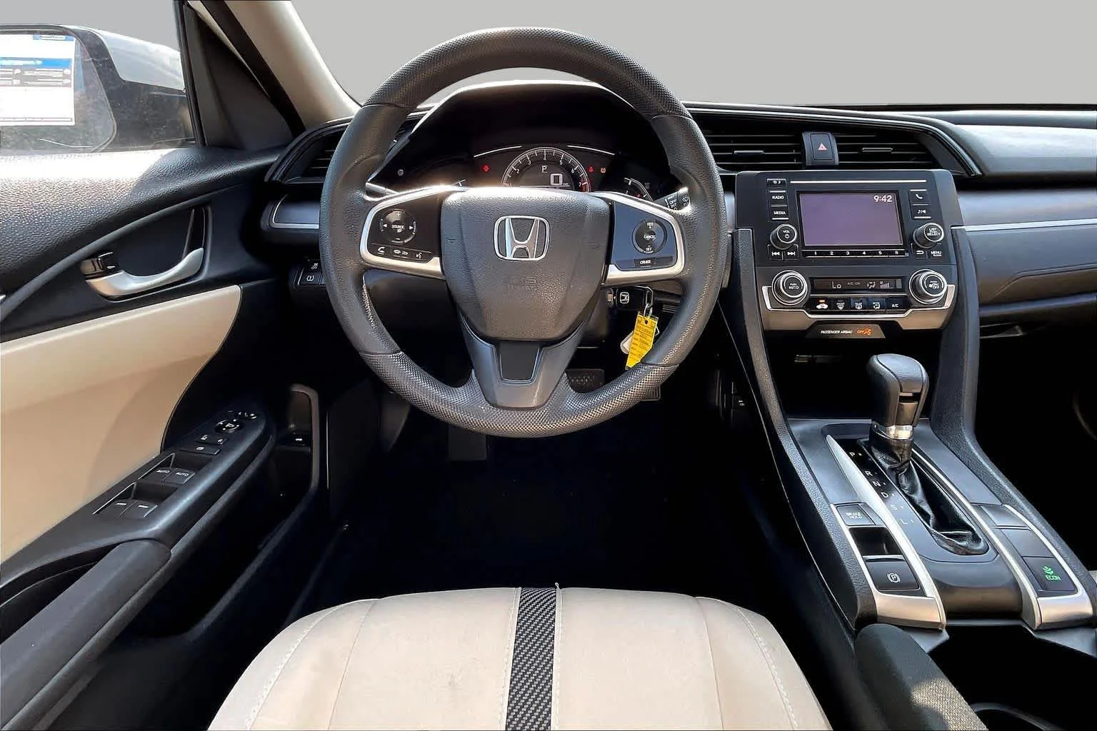 Used 2017 Taffeta White Honda LX image 6
