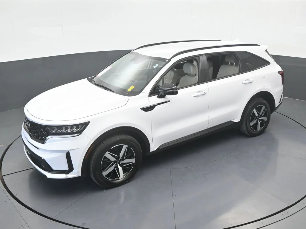 Used 2023 Glacial White Pearl Kia EX image 51