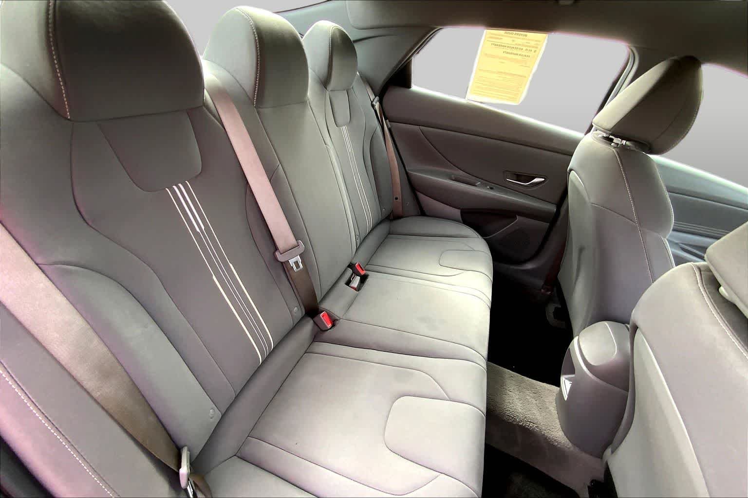 Used 2025 Serenity White Hyundai SEL Sport image 17